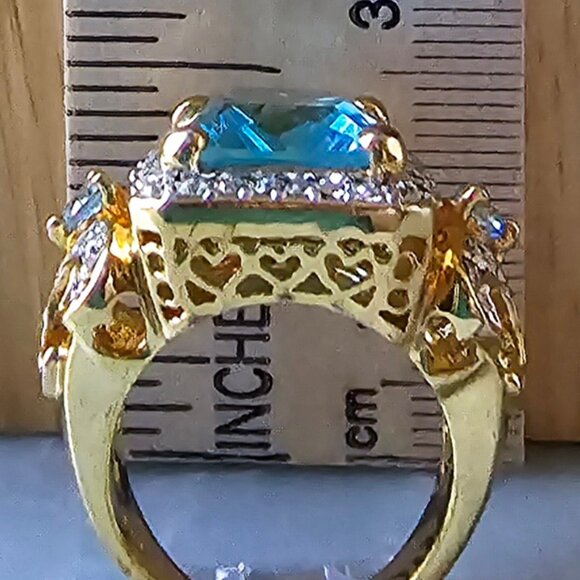 Pretty 18kt gold electroplated Blue Ring - Picture 6 of 7